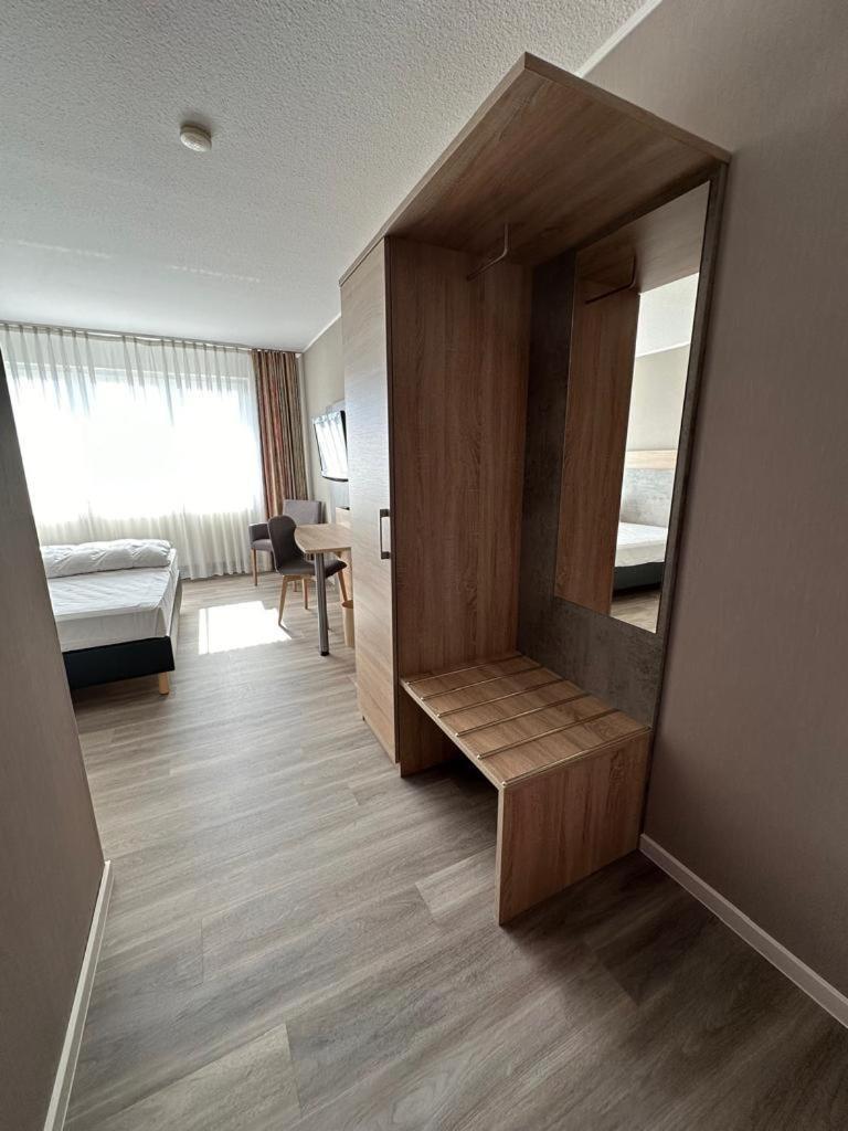 Rheinhessen Inn Gmbh Woerrstadt Екстер'єр фото